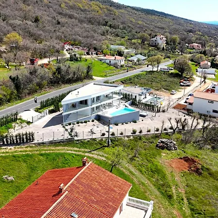 Navis * Labin (Istria)