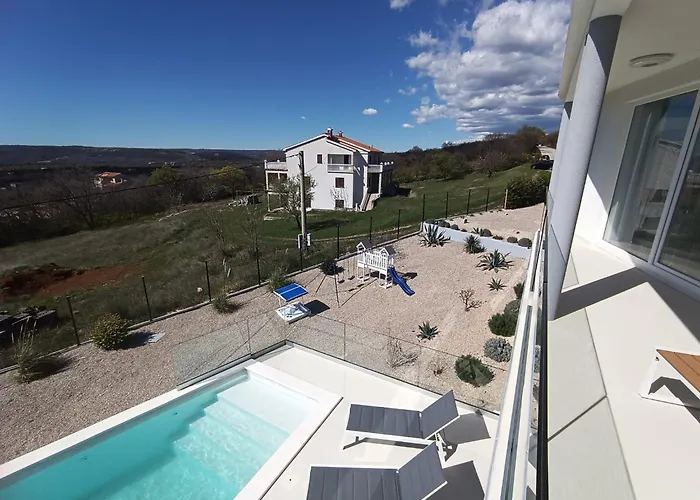 Βίλα Navis Labin (Istria)