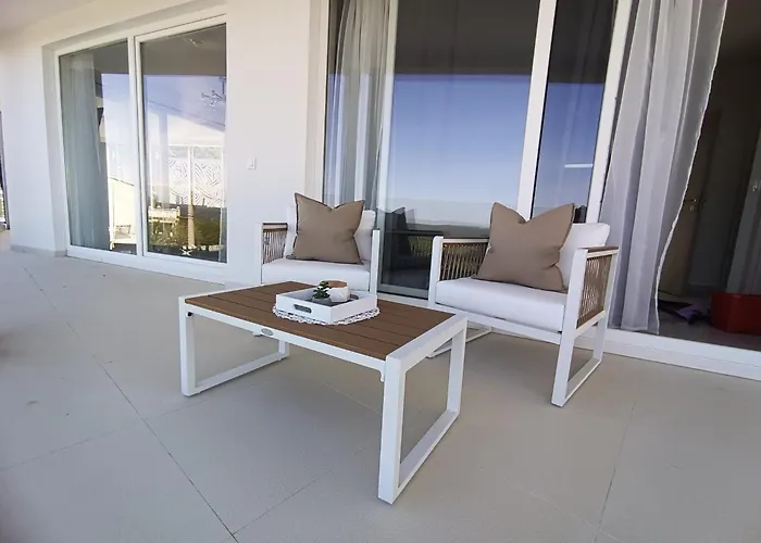 Navis Βίλα Labin (Istria)